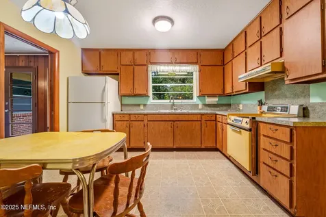 8191 Alderman Road Jacksonville FL 32211