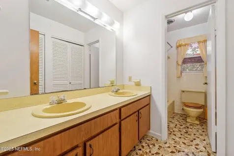 8191 Alderman Road Jacksonville FL 32211