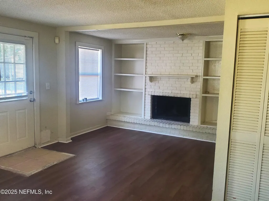 8804 Jasper Avenue Jacksonville FL 32211
