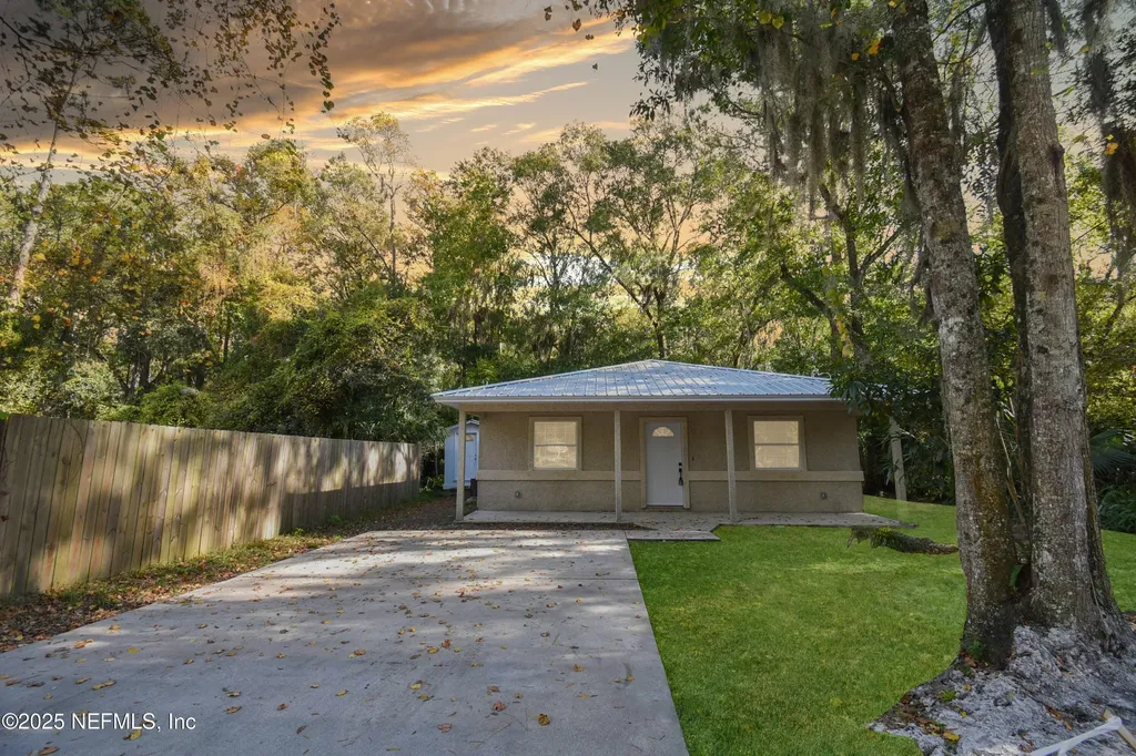560 N Brevard Street St. Augustine FL 32084