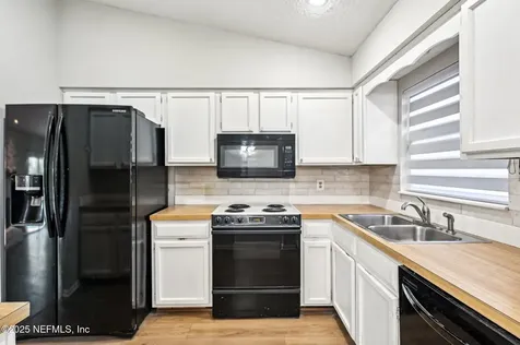 10257 Bear Valley Road Jacksonville FL 32257