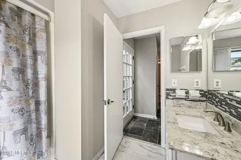10257 Bear Valley Road Jacksonville FL 32257