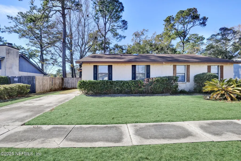 2738 Hidden Village Drive Jacksonville FL 32216