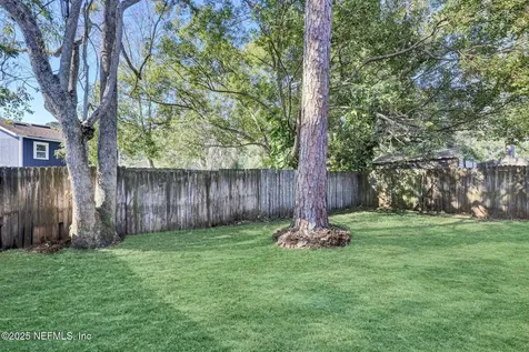 2738 Hidden Village Drive Jacksonville FL 32216