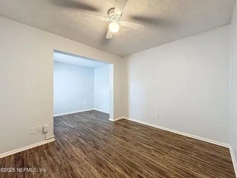 6642 Pinnochio Drive Jacksonville FL 32210