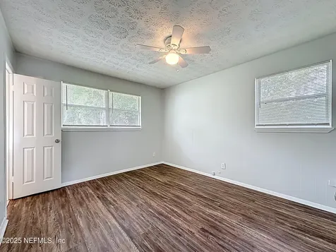 6642 Pinnochio Drive Jacksonville FL 32210