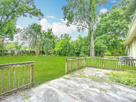 6642 Pinnochio Drive Jacksonville FL 32210