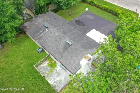 6642 Pinnochio Drive Jacksonville FL 32210
