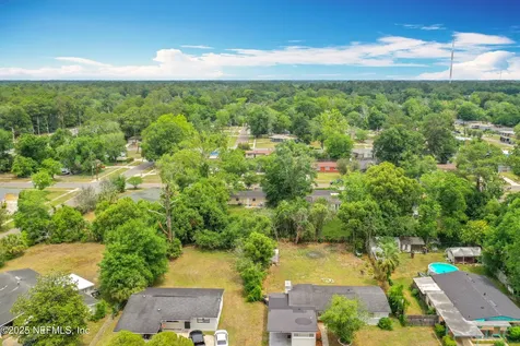 6642 Pinnochio Drive Jacksonville FL 32210