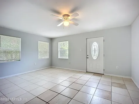 6642 Pinnochio Drive Jacksonville FL 32210