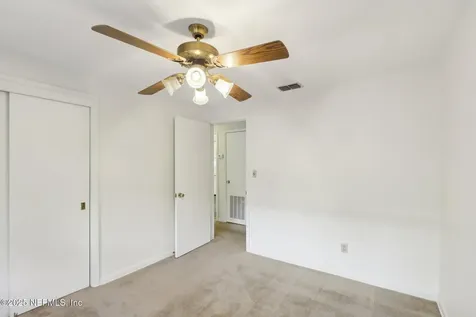 5144 South Pines Drive Jacksonville FL 32207