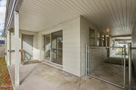 5144 South Pines Drive Jacksonville FL 32207