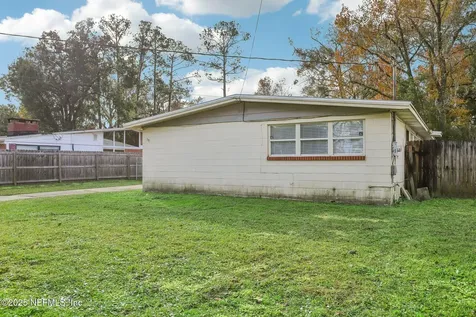 5144 South Pines Drive Jacksonville FL 32207