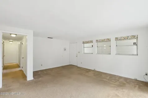 5144 South Pines Drive Jacksonville FL 32207