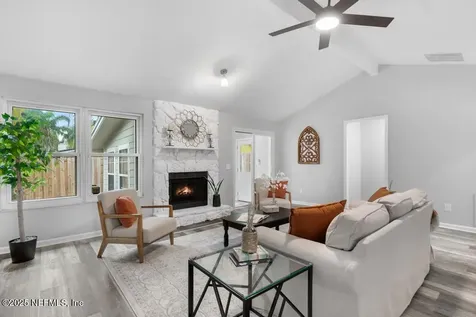 10852 Knottingby Drive Jacksonville FL 32257