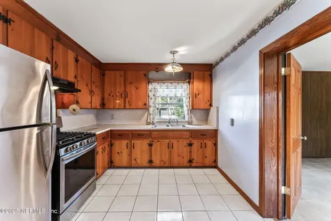 4731 Burgundy Road N Jacksonville FL 32210