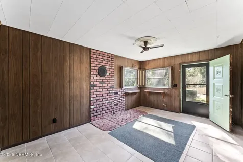 4731 Burgundy Road N Jacksonville FL 32210