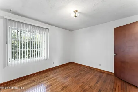 4731 Burgundy Road N Jacksonville FL 32210