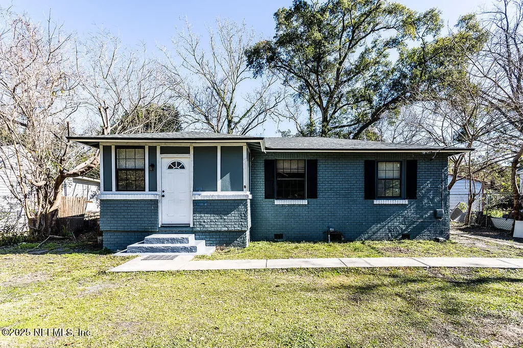 2015 Prospect Street W Jacksonville FL 32254