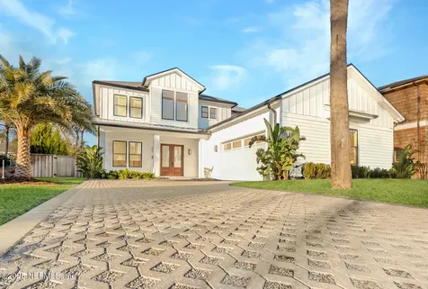 307 4th Street Atlantic Beach FL 32233
