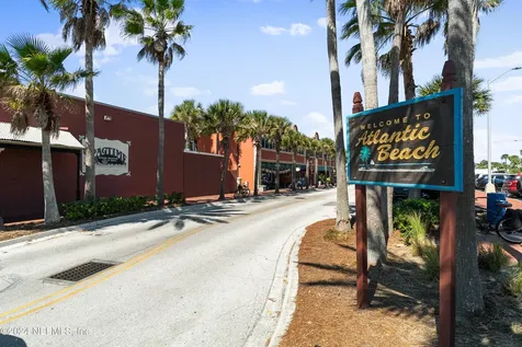 307 4th Street Atlantic Beach FL 32233