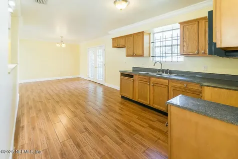 5223 Chivalry Drive Jacksonville FL 32208