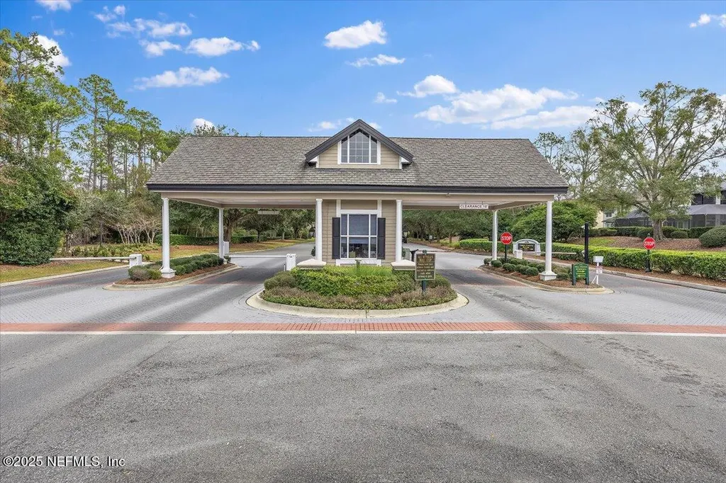 7881 Heather Lake Court E Jacksonville FL 32256