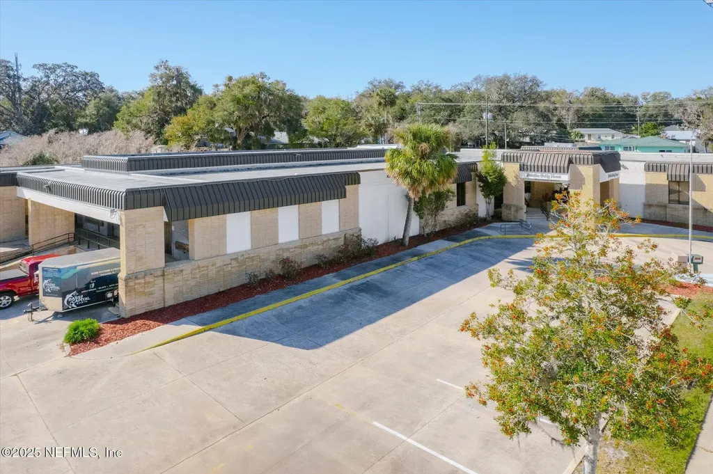 1825 Street Johns Avenue Palatka FL 32177