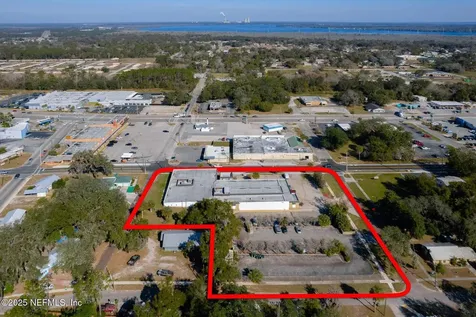 1825 Street Johns Avenue Palatka FL 32177