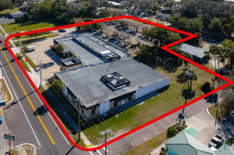 1825 Street Johns Avenue Palatka FL 32177