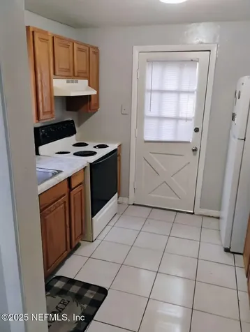9036 10th Avenue Jacksonville FL 32208
