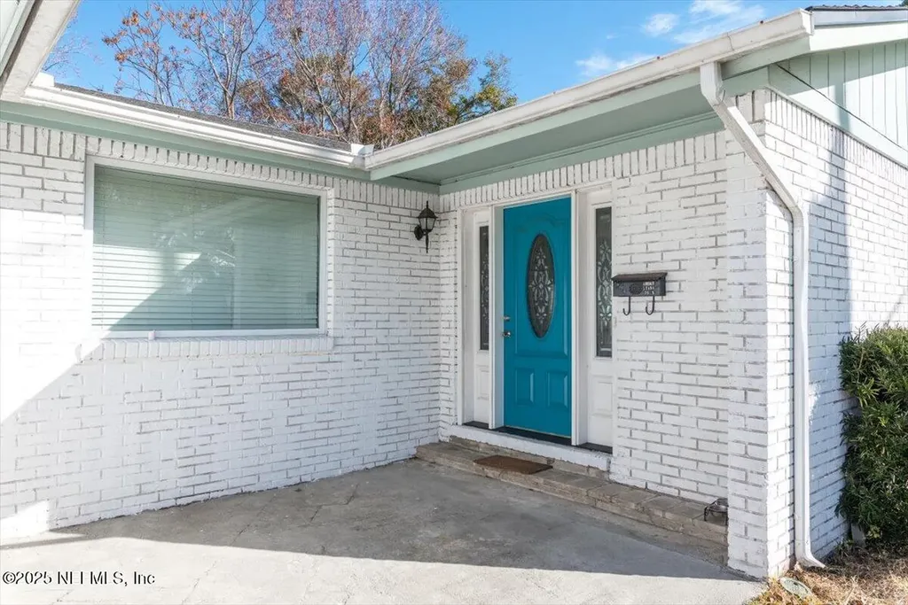 10987 Luana Drive N Jacksonville FL 32246