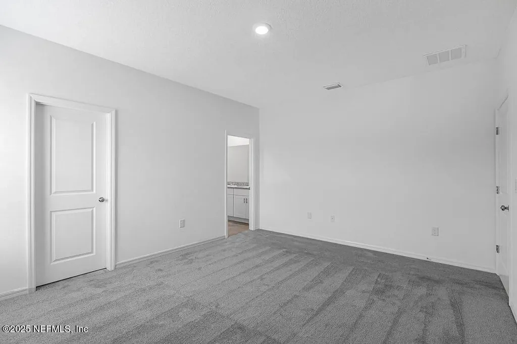 8112 Archibald Terrace Jacksonville FL 32219