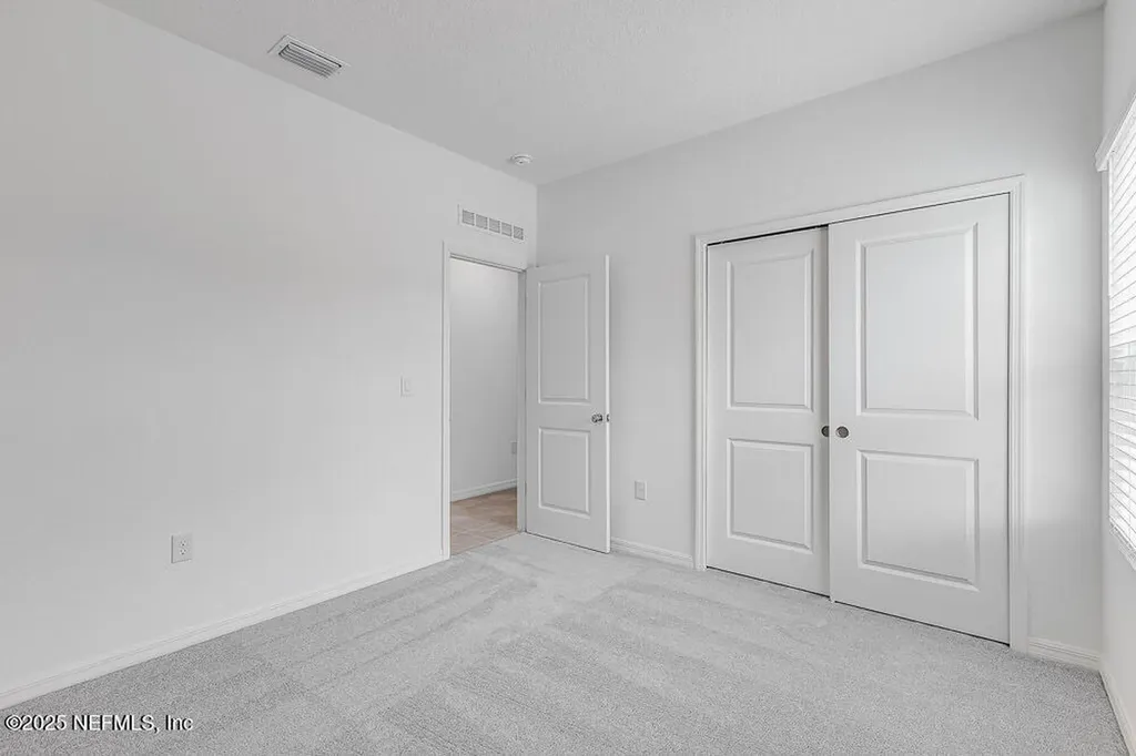 8112 Archibald Terrace Jacksonville FL 32219