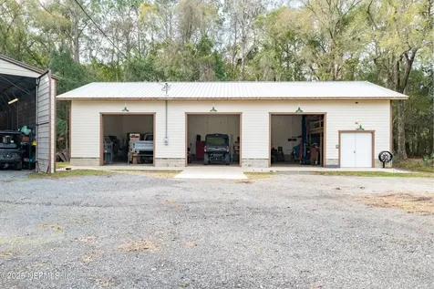 1110 Carter Road Lawtey FL 32058