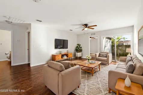 8516 Cocoa Avenue Jacksonville FL 32211