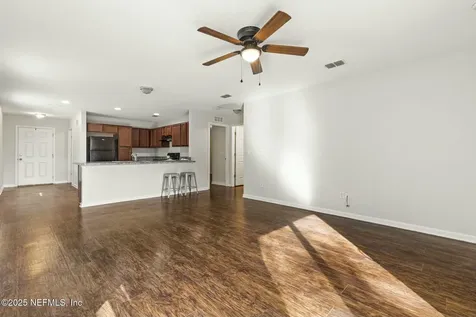 8516 Cocoa Avenue Jacksonville FL 32211