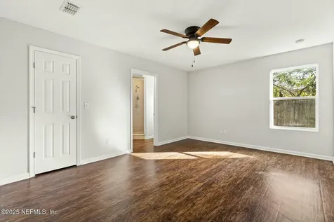 8516 Cocoa Avenue Jacksonville FL 32211