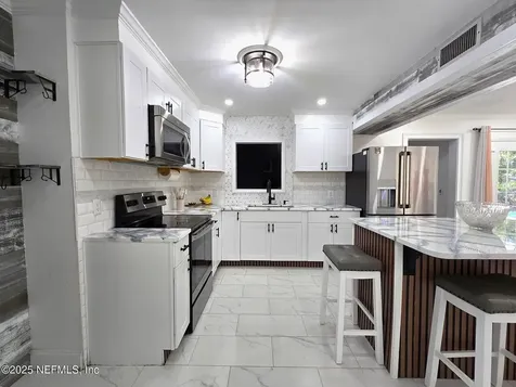 5825 Buckley Court Jacksonville FL 32244