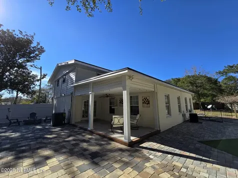 5825 Buckley Court Jacksonville FL 32244