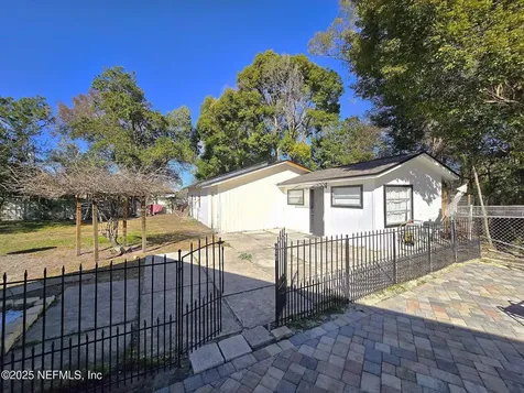 5825 Buckley Court Jacksonville FL 32244