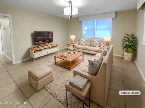7437 Laura Street N Jacksonville FL 32208