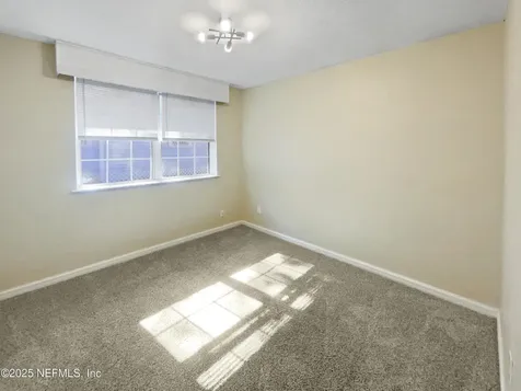 7437 Laura Street N Jacksonville FL 32208