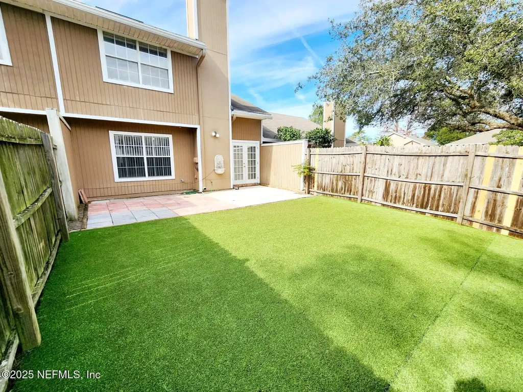 12771 Ashbrook Circle W Jacksonville FL 32225