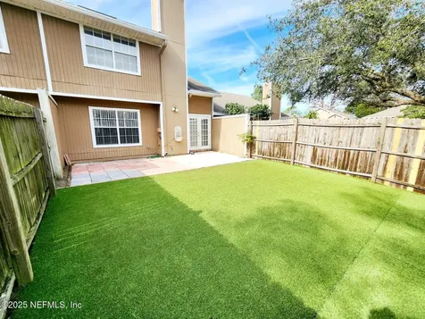 12771 Ashbrook Circle W Jacksonville FL 32225