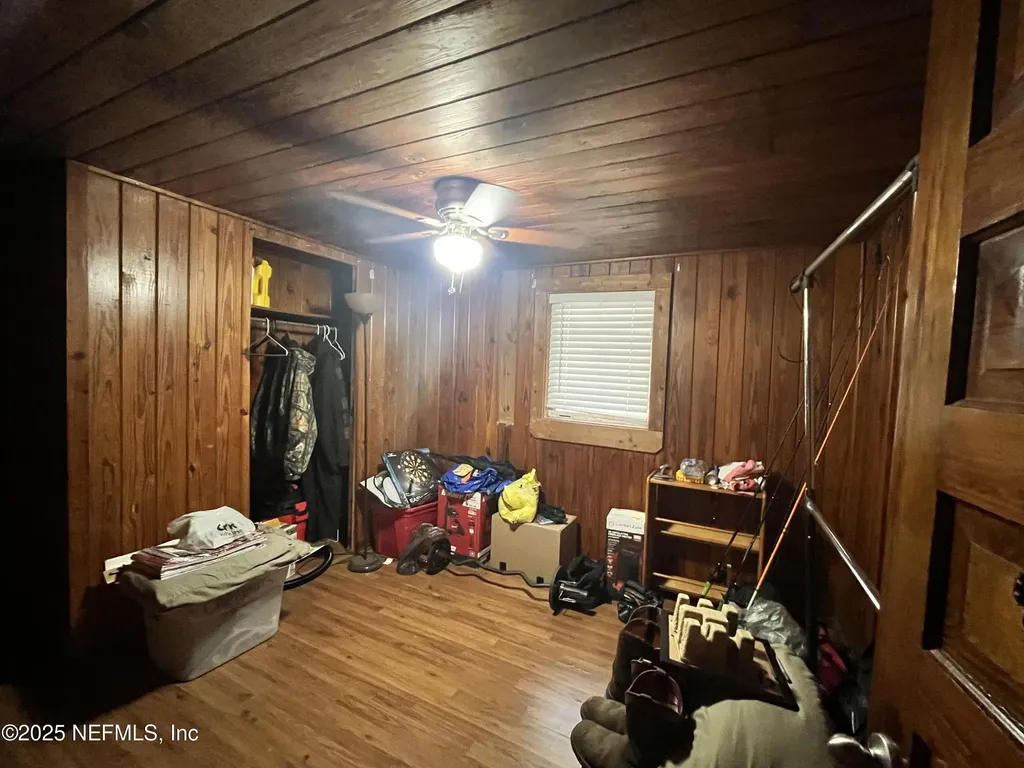 10507 Prospect Avenue Hampton FL 32044