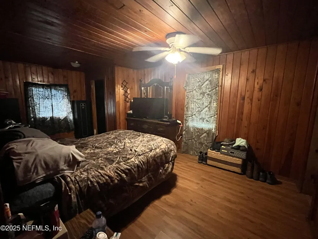 10507 Prospect Avenue Hampton FL 32044