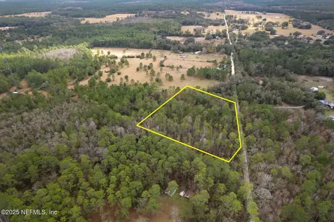 220 Chesser Road Palatka FL 32177