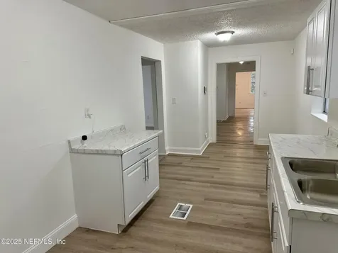 2184 W 45th Street Jacksonville FL 32209