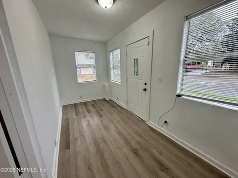 2184 W 45th Street Jacksonville FL 32209